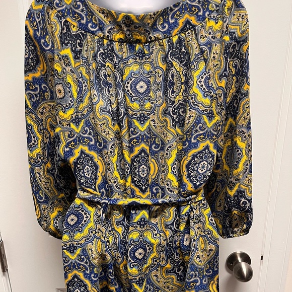 Ann Taylor Blue and Gold Tie Front Blouse - Picture 3 of 8